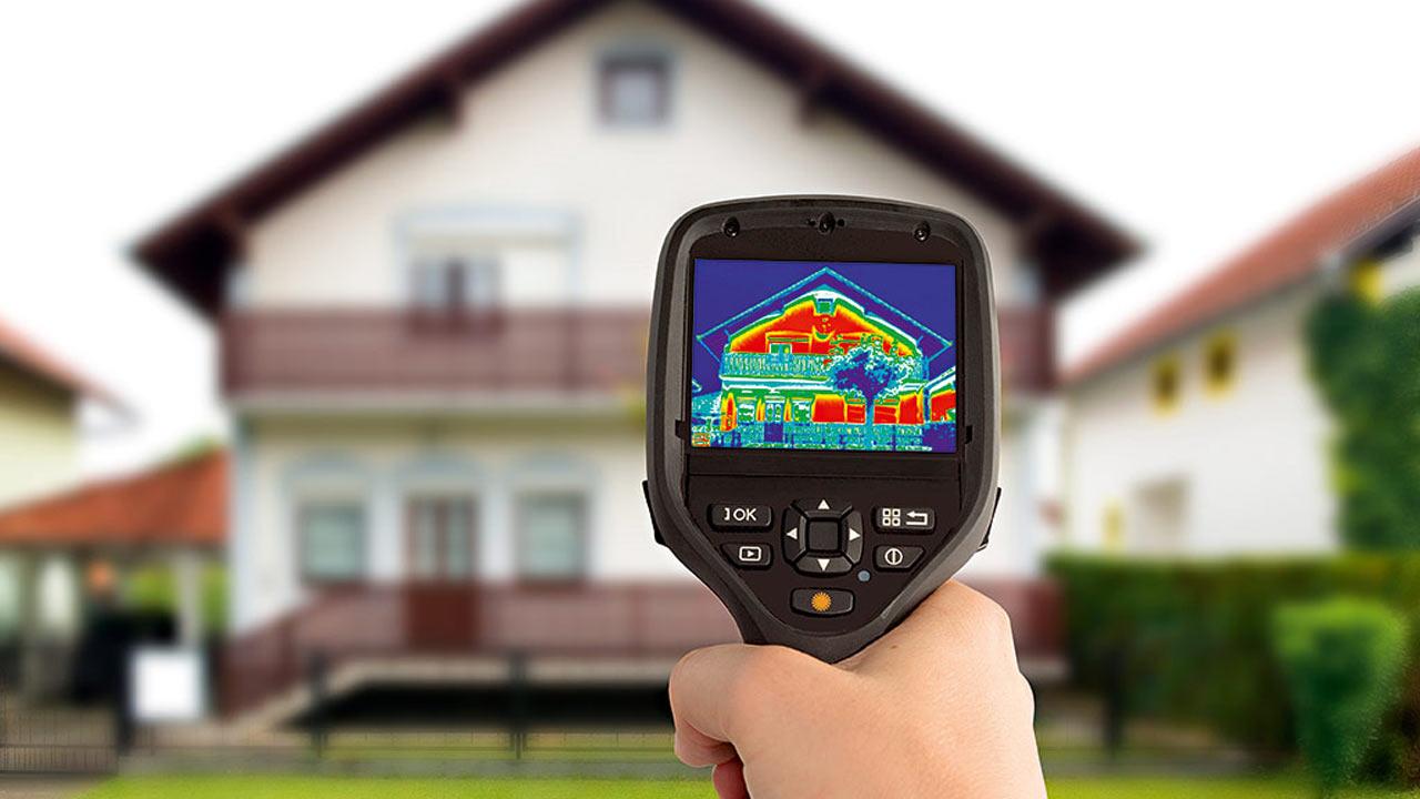 Camera nhiệt – thiết bị hỗ trợ ngăn chặn các sự cố, trục trặc kỹ thuật phát sinh do nhiệt
