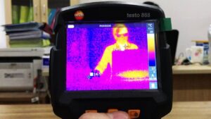 Độ phát xạ hồng ngoại ảnh hưởng thế nào đến Camera Nhiệt